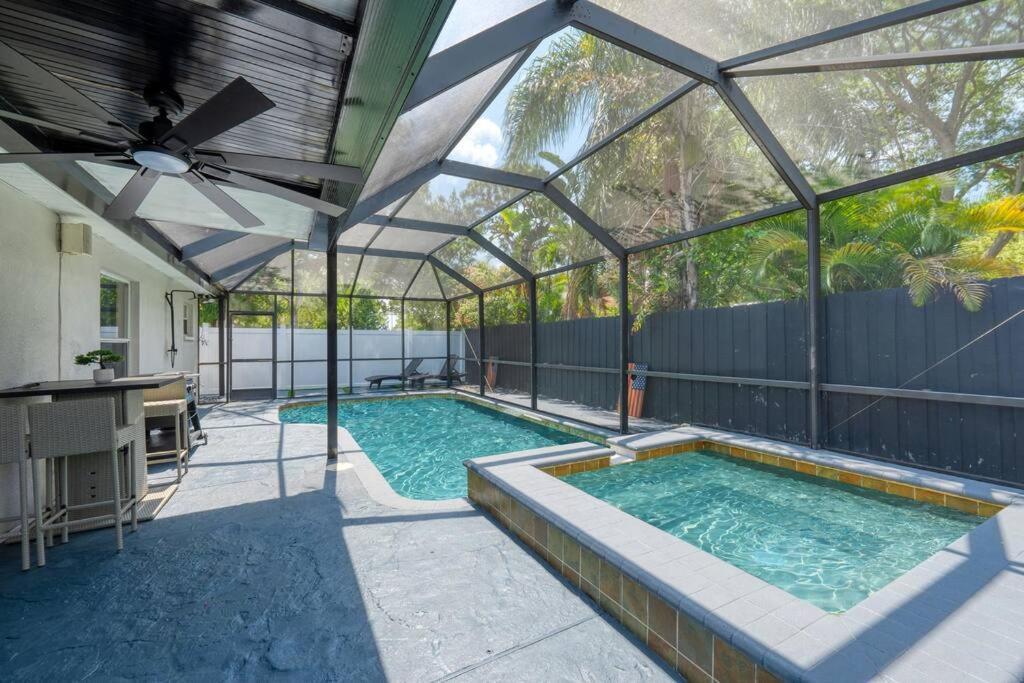 Luxury Style Townhome With Pool - 1 Miles To Bucs Stadium Tampa Exterior foto